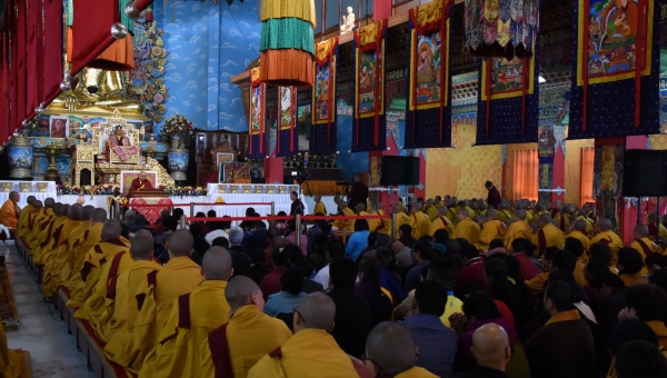 The Gyalwang Karmapa Teaches on Bodhichitta and Discusses Bhikshuni Ordination Plans